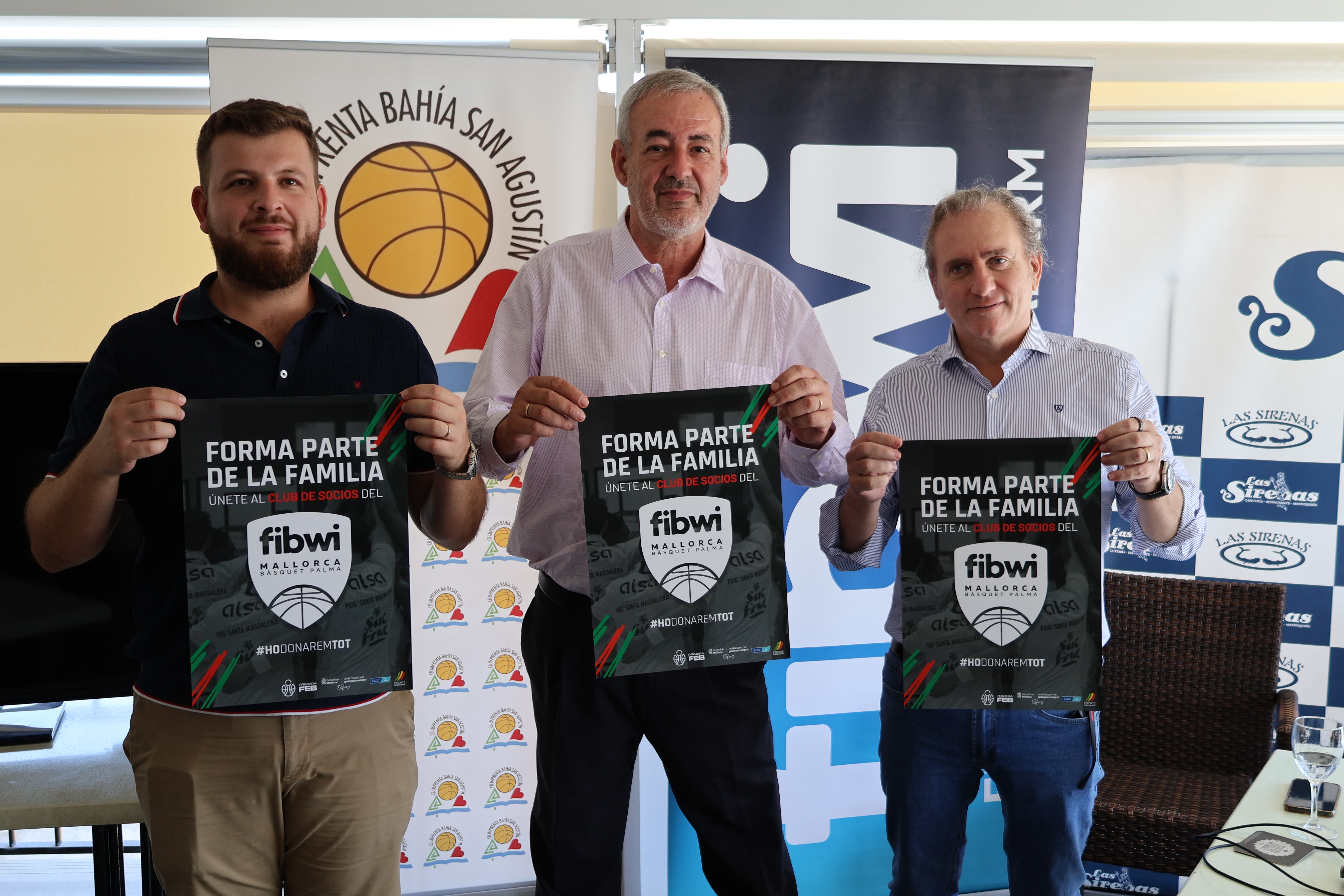 Miquel Capella Guillem Boscana y Paco Alcalde tras la presentacin